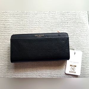 Ted Baker zip wallet